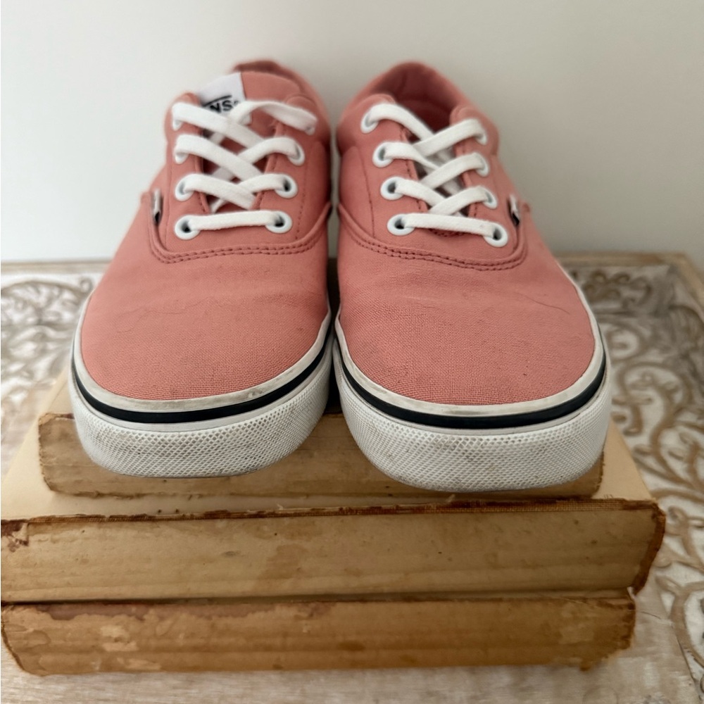 🌸 Vans Low-Top Sneakers | Blush Pink | Women’s Size 7 | Classic Off The Wall - Picture 2 of 10